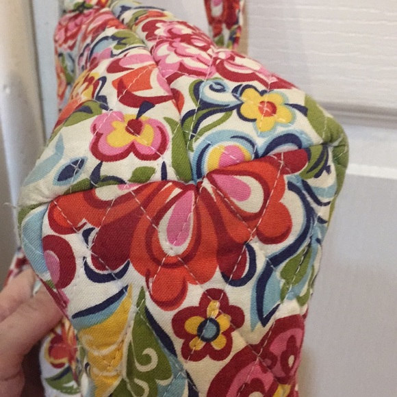 Vera Bradley Shoulder Bag - Picture 3 of 7